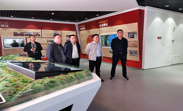 西安公司领导赴拉萨走访高争水泥和西藏银行